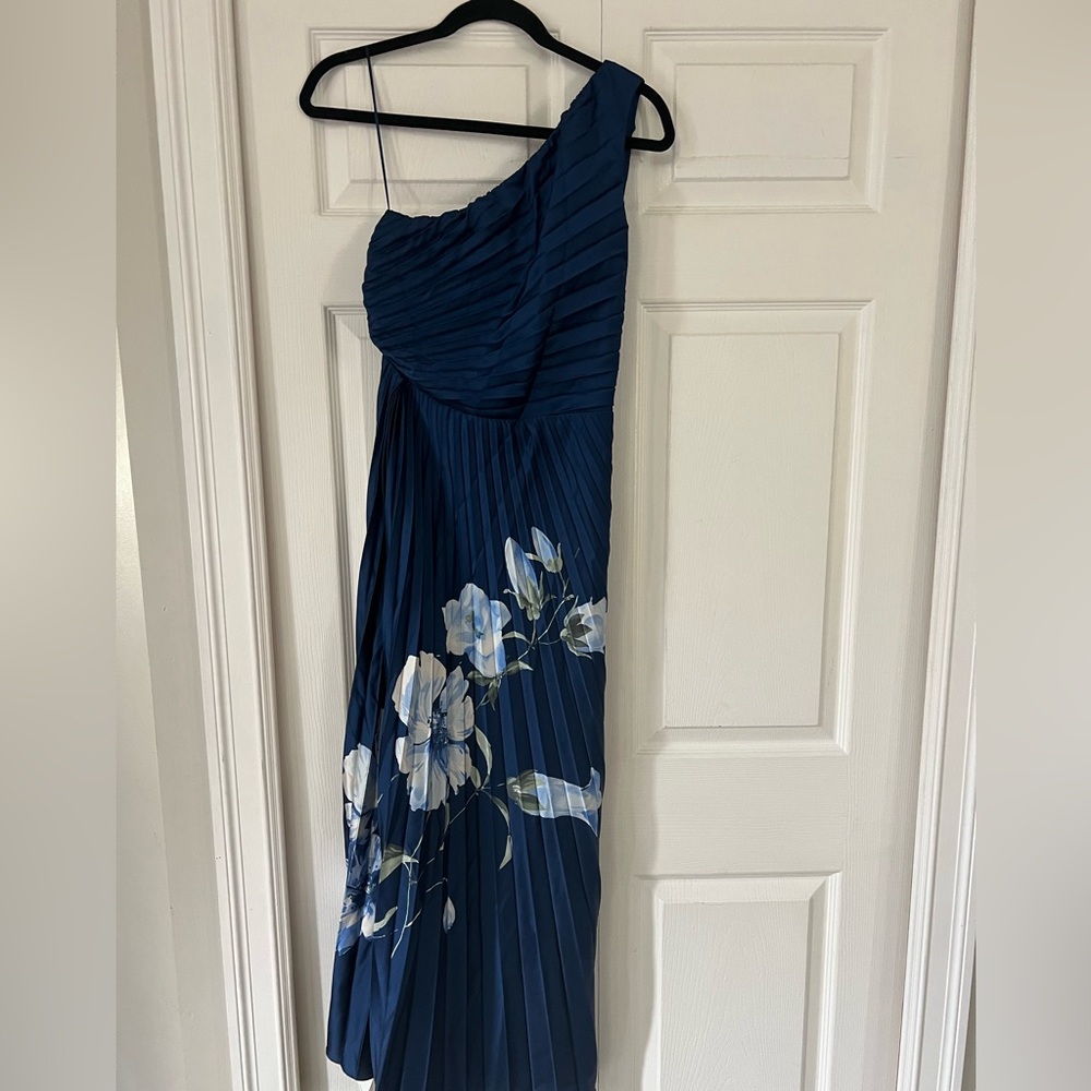 Women’s Blue Formal One Shoulder Abercrombie Dress Size Small NTW